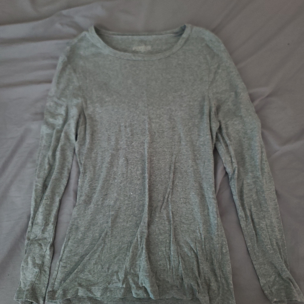 Heather Gray Long Sleeve Women's Top